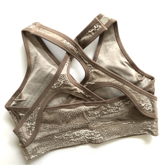 Gymshark M Adapt Camo Seamless Sports Bra Lava - Picture 2 of 2